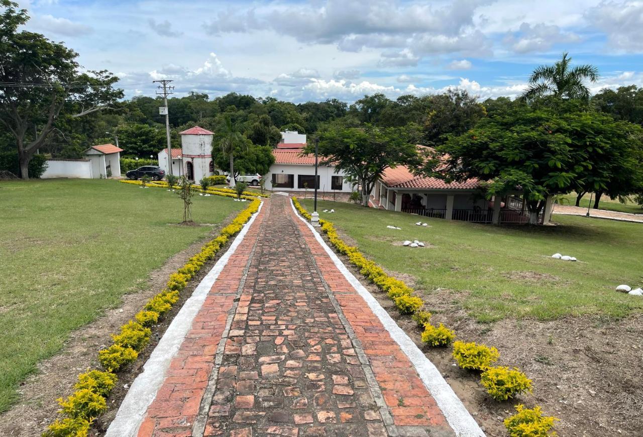 Hacienda Hotel Boutique Campestre Las Palomas Токайма Екстер'єр фото